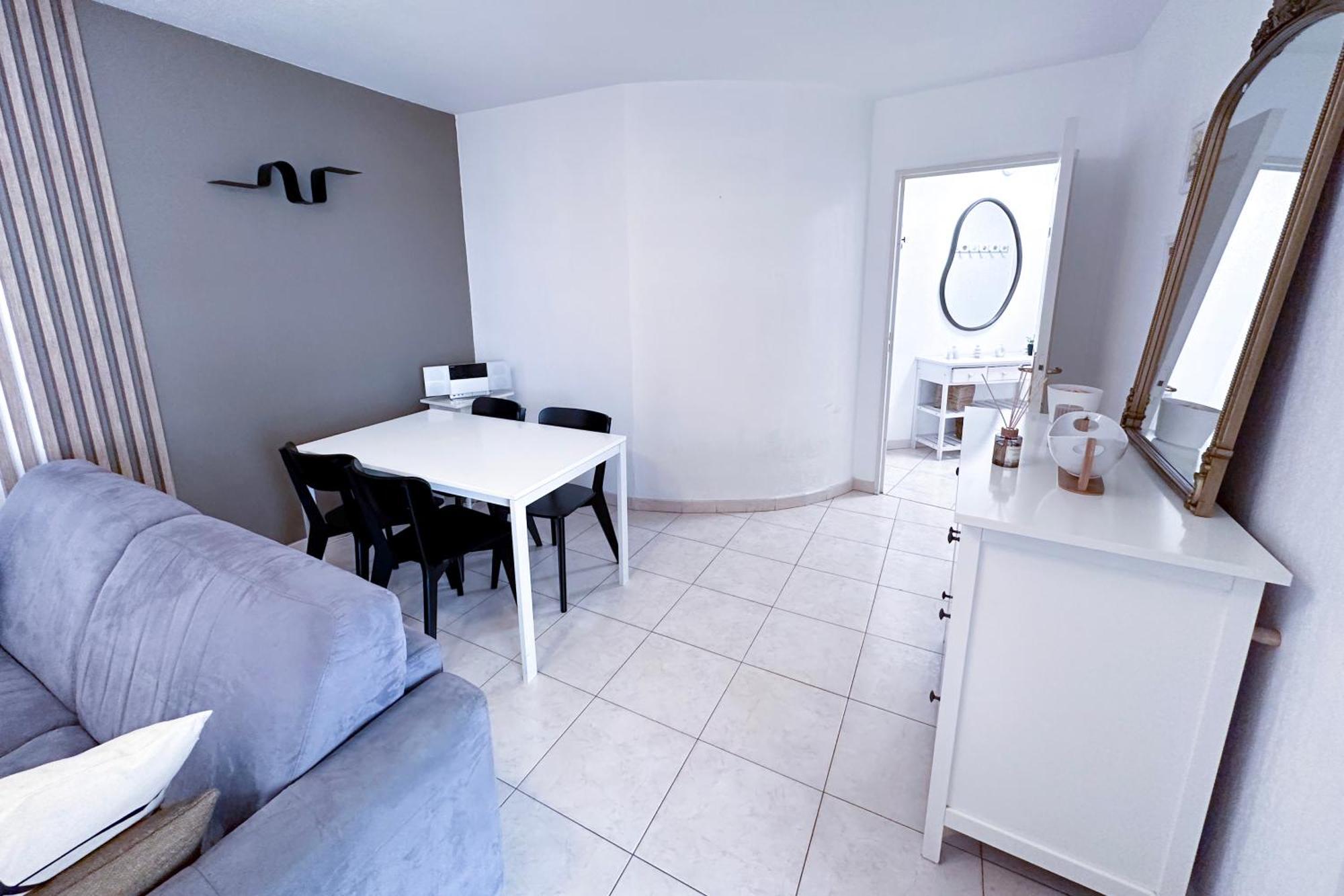 St Roch 2 - Appart 300 M De La Gare, Clim, Terrasse, Garage Antibes Kültér fotó